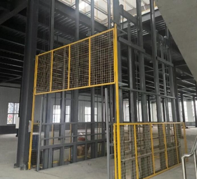 河口请详细介绍一下货梯安装在室外的维护方法